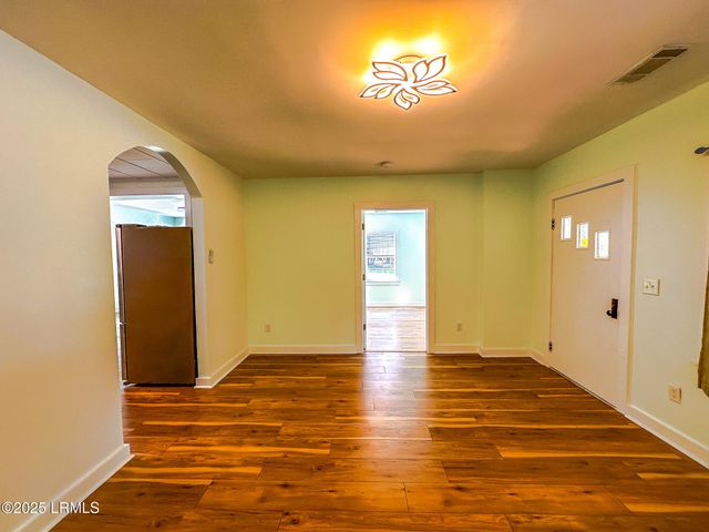 1716 Lafayette Street, Beaufort, SC 29902