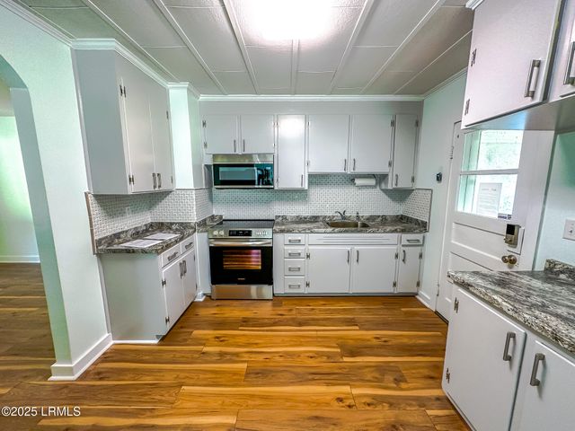 1716 Lafayette Street, Beaufort, SC 29902