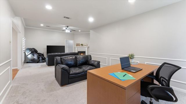 2013 Wickersham Drive, Huntsville, TX 77340