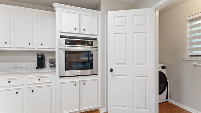 2013 Wickersham Drive, Huntsville, TX 77340