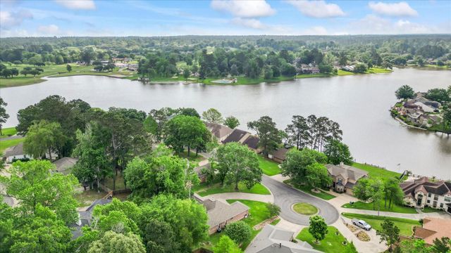 2013 Wickersham Drive, Huntsville, TX 77340