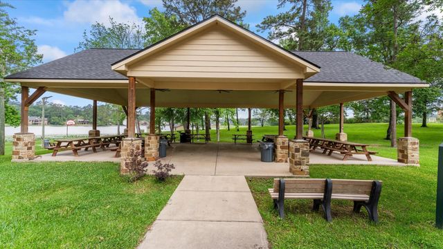 2013 Wickersham Drive, Huntsville, TX 77340