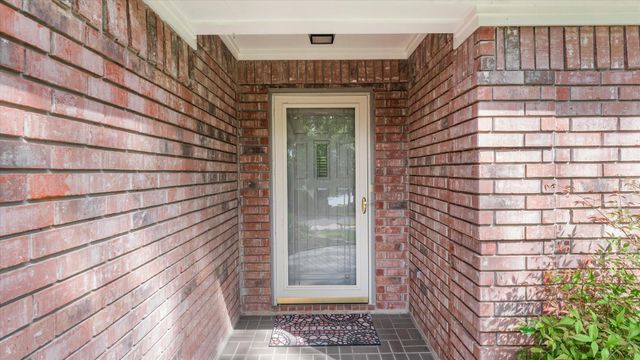 2013 Wickersham Drive, Huntsville, TX 77340