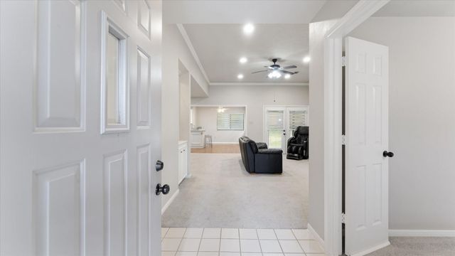 2013 Wickersham Drive, Huntsville, TX 77340