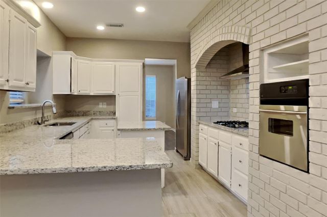 16411 Willingham Way, Houston, TX 77095