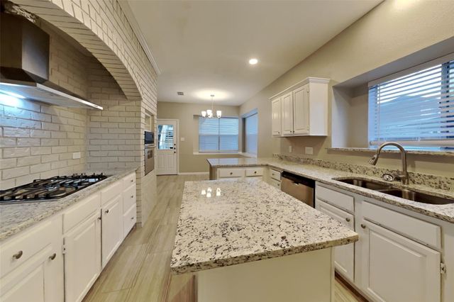 16411 Willingham Way, Houston, TX 77095
