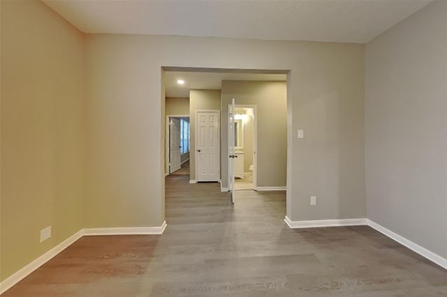 16411 Willingham Way, Houston, TX 77095