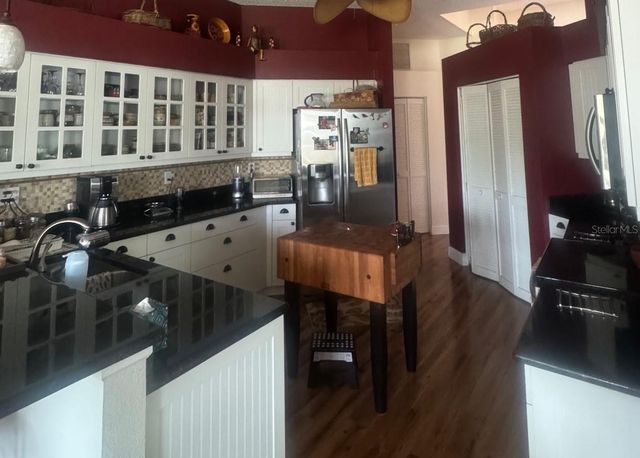 4062 WESTBOURNE CIRCLE, Sarasota, FL 34238