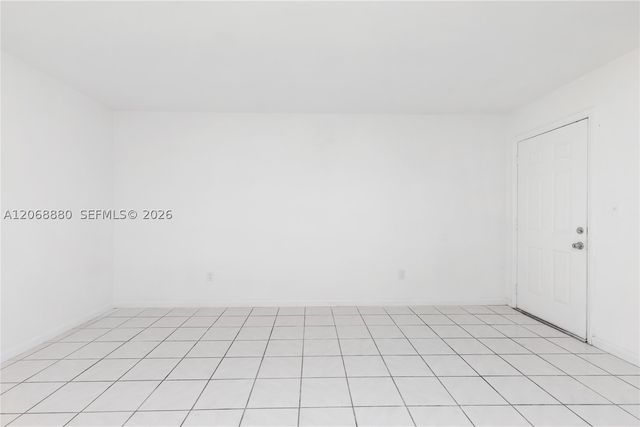 345 W 68th St 202, Hialeah, FL 33014