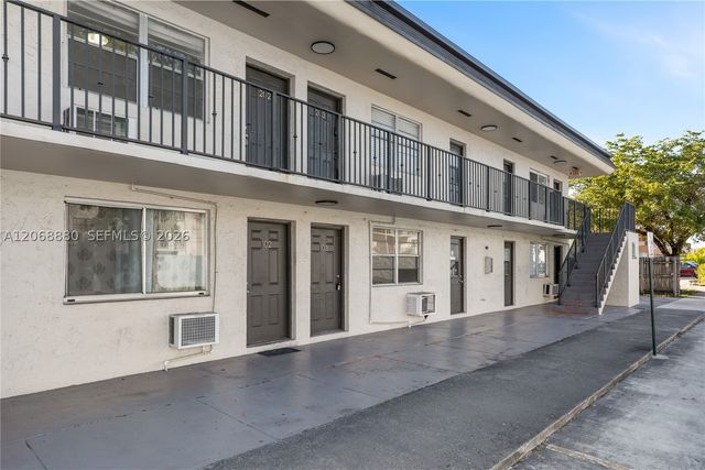 345 W 68th St 202, Hialeah, FL 33014