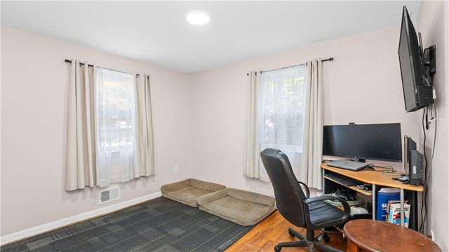 52 Brentwood Avenue, Warwick, RI 02886