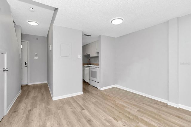5132 TEMPLE HEIGHTS ROAD A, Tampa, FL 33617