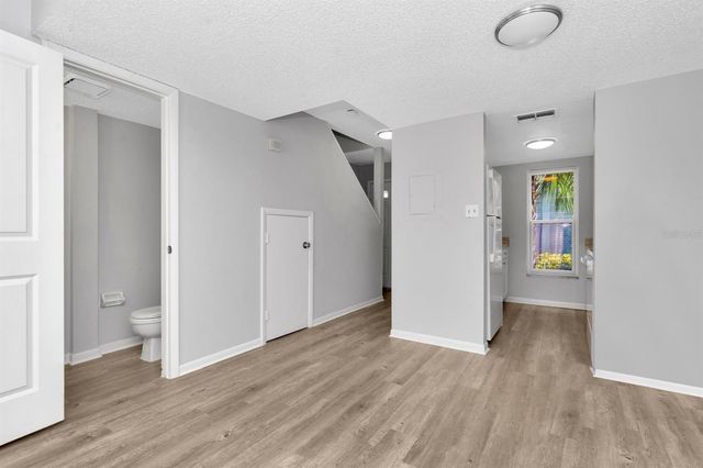 5132 TEMPLE HEIGHTS ROAD A, Tampa, FL 33617