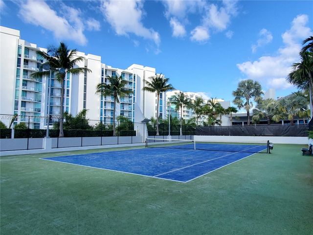 2950 NE 188th Street 401, Aventura, FL 33180