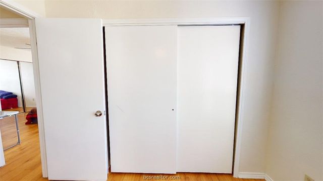 1005 Spring Loop D, College Station, TX 77840