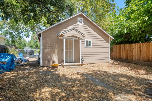 3824 25th Ave, Sacramento, CA 95820