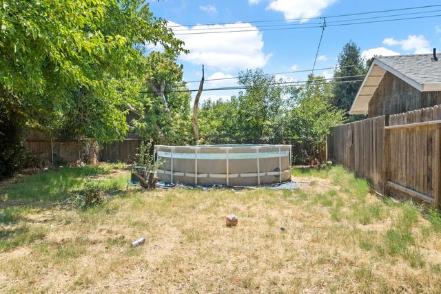 3824 25th Ave, Sacramento, CA 95820