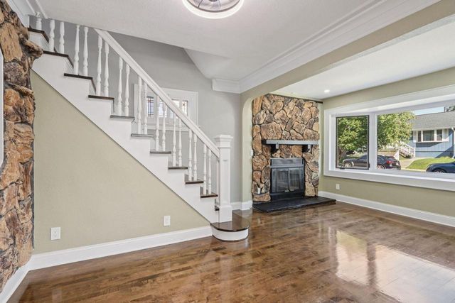 1537 S 56th STREET, West Allis, WI 53214