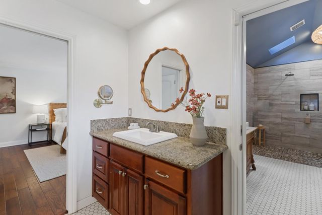 3120 American River Drive, Sacramento, CA 95864