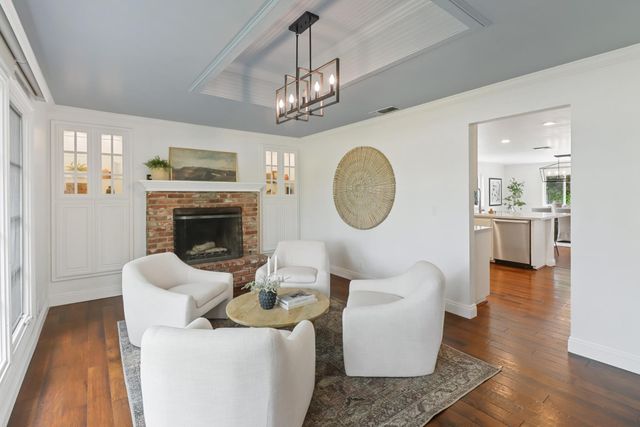 3120 American River Drive, Sacramento, CA 95864