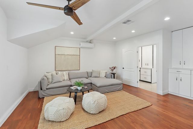 3120 American River Drive, Sacramento, CA 95864