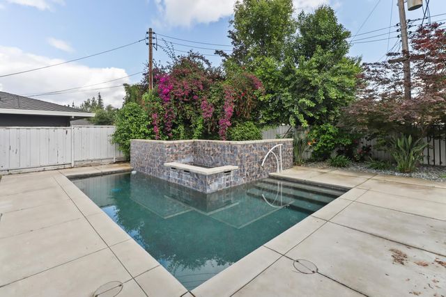 3120 American River Drive, Sacramento, CA 95864