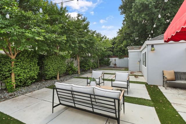 3120 American River Drive, Sacramento, CA 95864