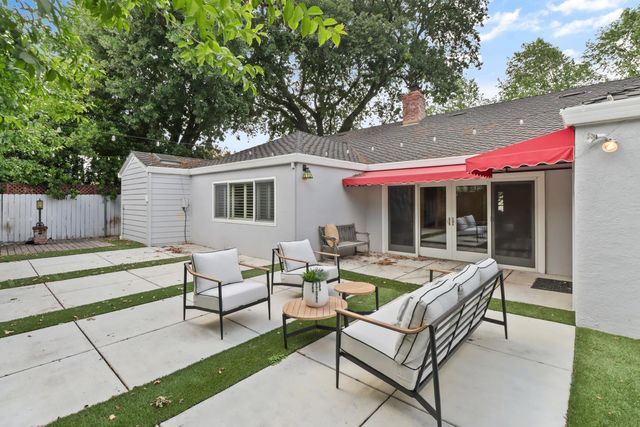 3120 American River Drive, Sacramento, CA 95864