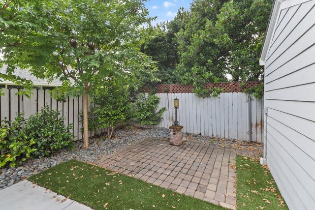 3120 American River Drive, Sacramento, CA 95864