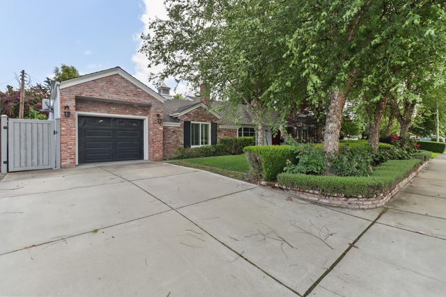 3120 American River Drive, Sacramento, CA 95864