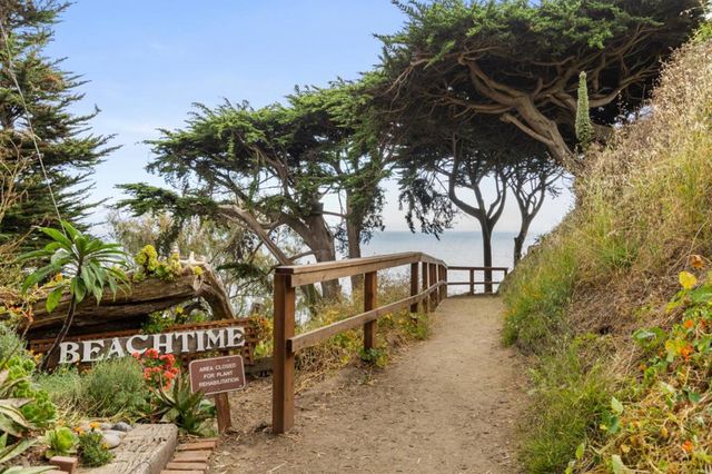 771 Seacliff Drive, Aptos, CA 95003