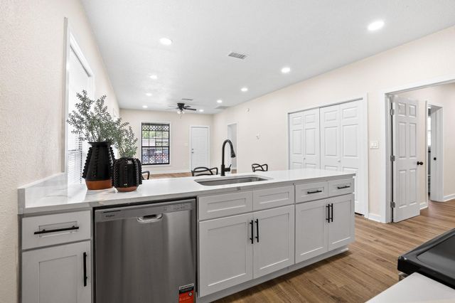 1320 W Morton Street, Denison, TX 75020
