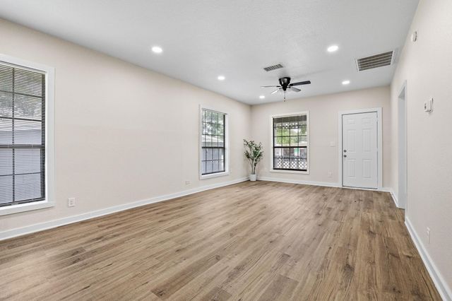 1320 W Morton Street, Denison, TX 75020