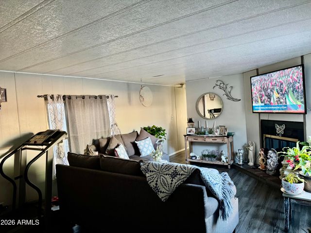 12727 W Glendale Avenue 42, Glendale, AZ 85305