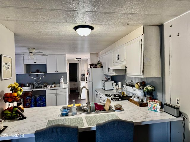 12727 W Glendale Avenue 42, Glendale, AZ 85305