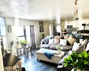 12727 W Glendale Avenue 42, Glendale, AZ 85305