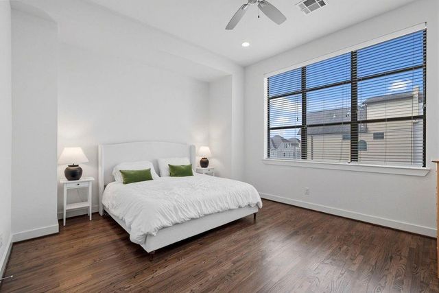 1514 Beall St, Houston, TX 77008