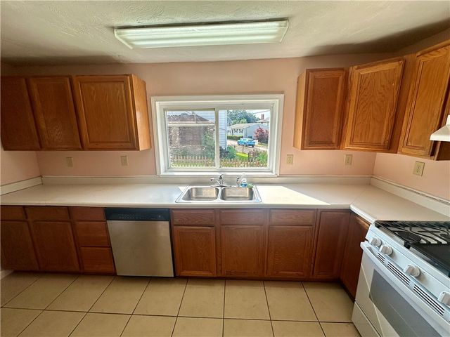 1023 Burtner Rd, Harrison Twp, PA 15065