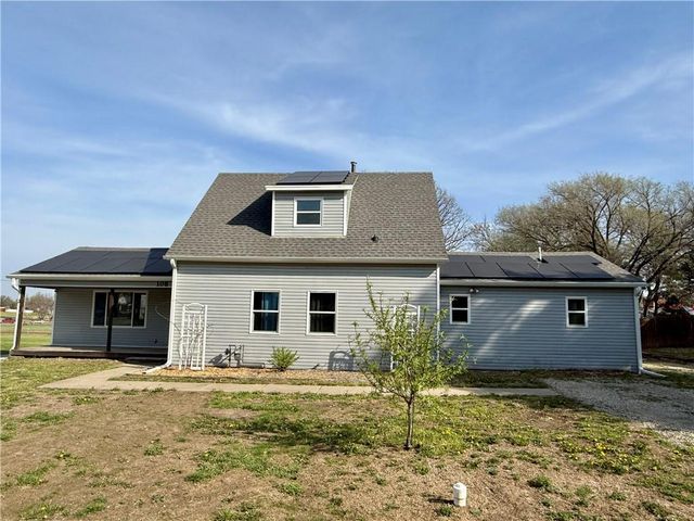 108 E 5th Street, Lebo, KS 66856