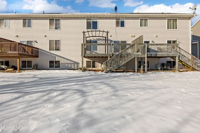 2725 Pheasant Ridge Court, Marion, IA 52302