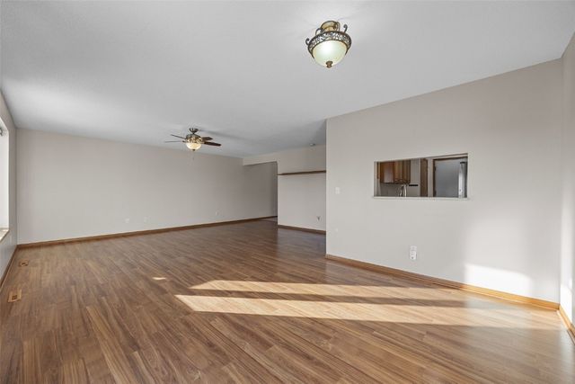 2725 Pheasant Ridge Court, Marion, IA 52302