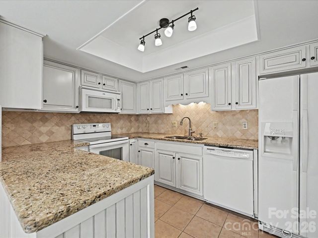 6816 Copernicus Circle, Charlotte, NC 28226