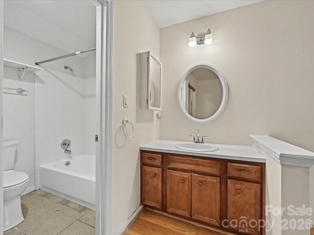 6816 Copernicus Circle, Charlotte, NC 28226