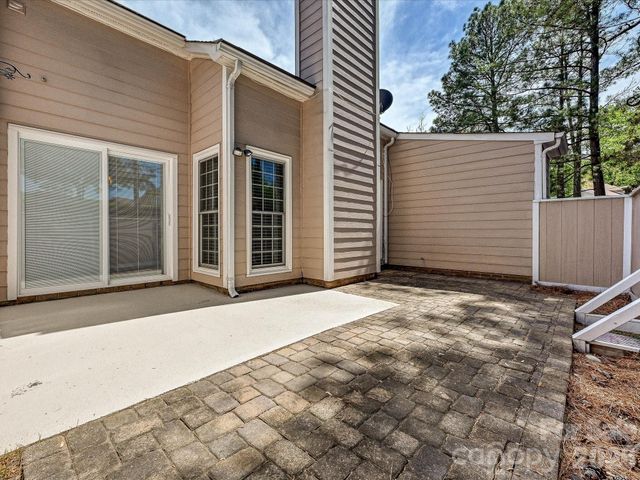 6816 Copernicus Circle, Charlotte, NC 28226