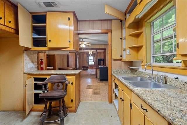 18318 Kendrick Road, Robertsdale, AL 36567