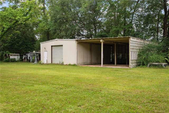 18318 Kendrick Road, Robertsdale, AL 36567