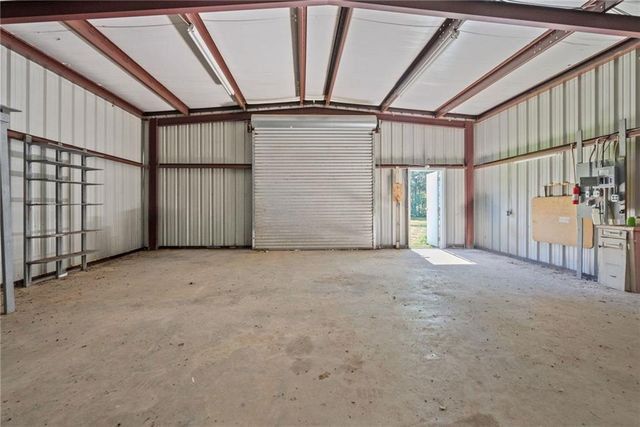18318 Kendrick Road, Robertsdale, AL 36567
