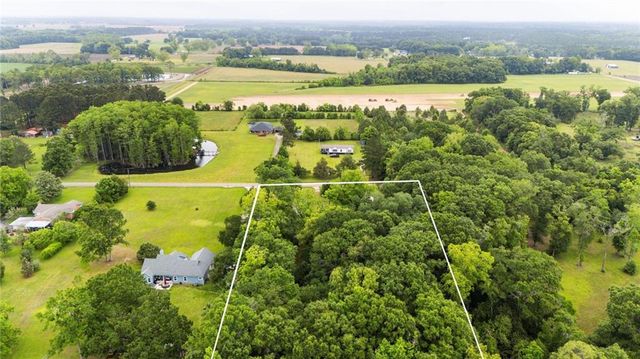18318 Kendrick Road, Robertsdale, AL 36567