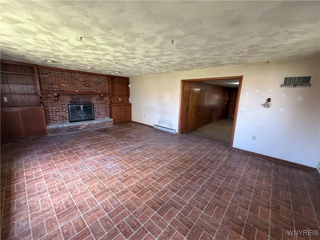 107 Maplegrove Avenue, Tonawanda, NY 14150