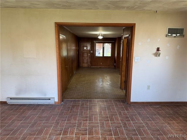 107 Maplegrove Avenue, Tonawanda, NY 14150